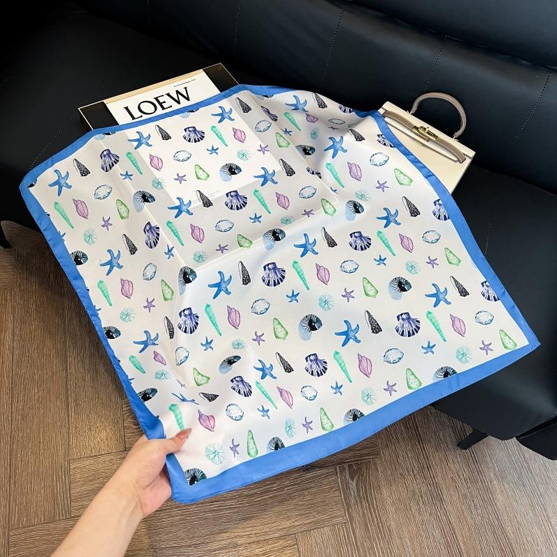 70 Silk Scarves, Square Scarves, High-End Sense, Fashionable And Versatile, Professional Imitation Silk, Small Scarves, Retro Printed Silk Scarves