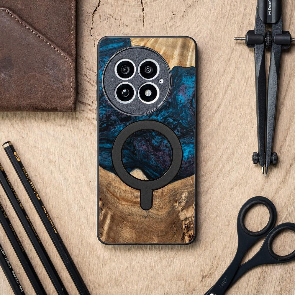 Bewood Unique case for OnePlus 13 - Planets - Neptune with MagSafe