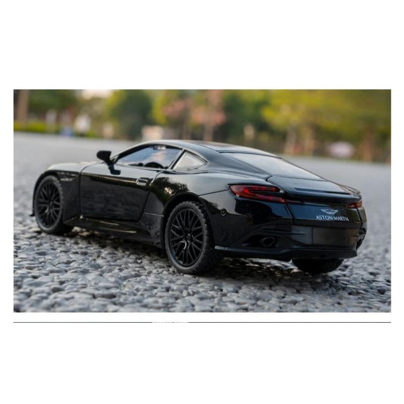 1/32 Aston Martin DB12 GT Volante Supercar Модель легкосплавного автомобиля Звук и свет Детская игрушка Коллекционные предметы Подарок на день рождения