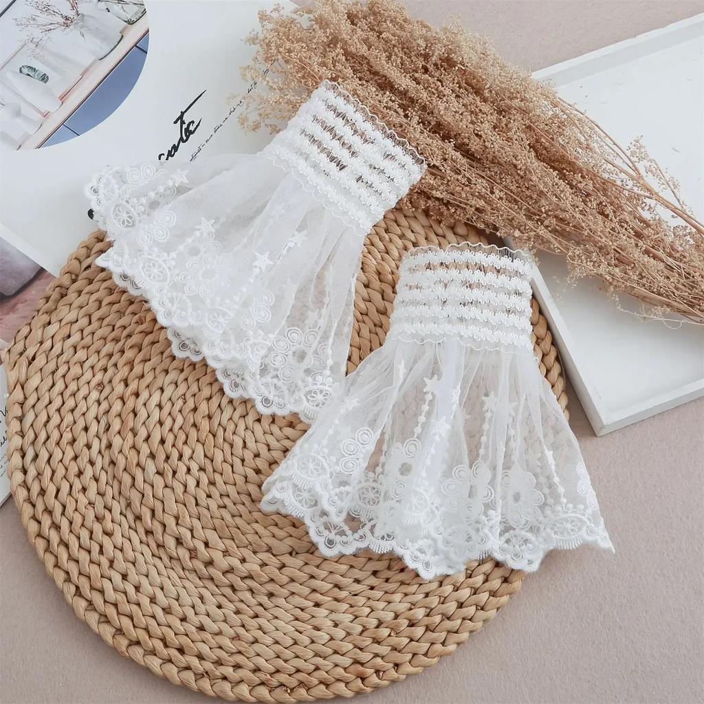 Women Detachable Sleeve Fake Cuffs Female Lace Thin Pleated Flare Sleeve False Cuffs Ruffles Wristband Decorative Accessory