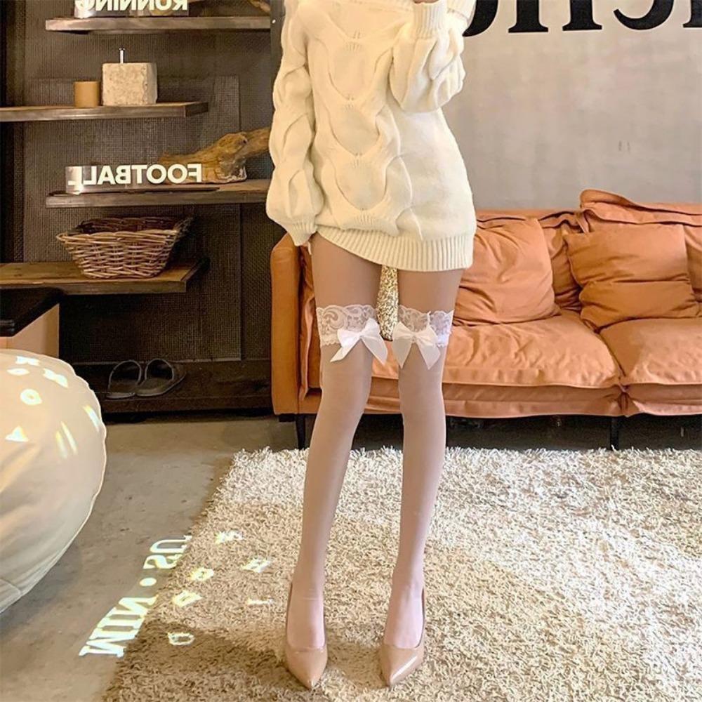 Кружевные чулки, сексуальный стиль, чистый тон кожи, бант, проникающие в кожу чулки, хорошие гольфы весной, летом и осенью