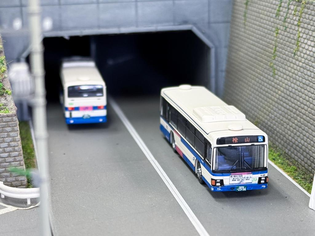 Коллекция автобусов Коллекция автобусов Sayonara Enfuku Office West Japan JR Bus Набор из 2 штук Diorama Supplies Line/Kyotanba