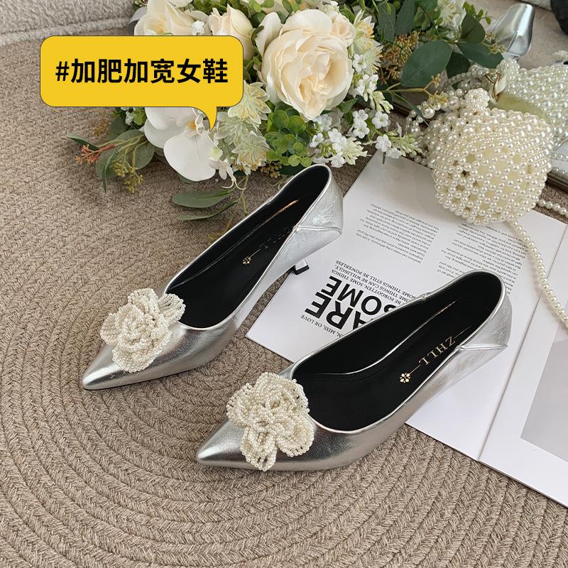 39663 High instep fat feet stiletto shoes French pearl flower pointed heels large size women's shoes 41 to 43
