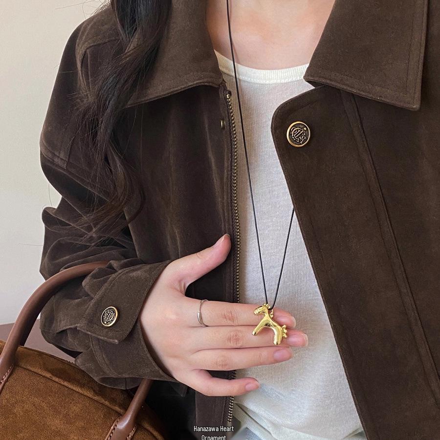 Ожерелье-подвеска «Пони» 2025, ретро, красная глазурь с подтеками: Элегантное женское длинное ожерелье-цепочка для свитера