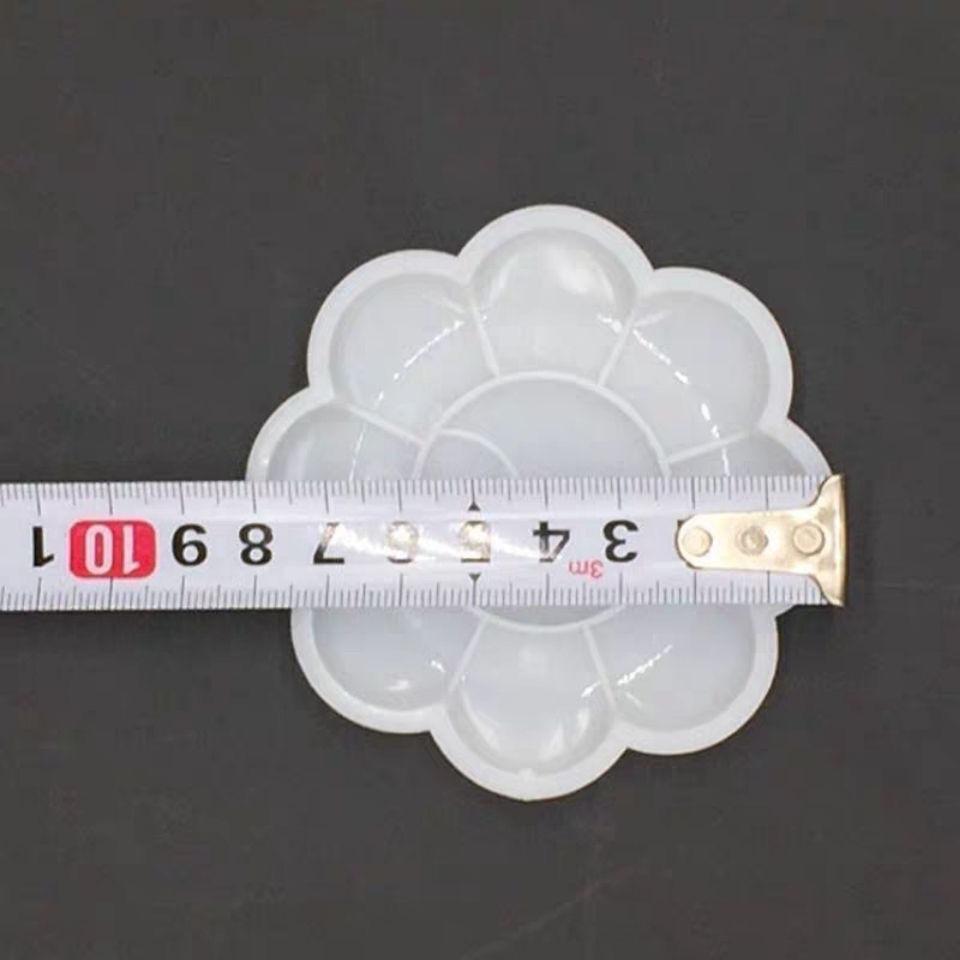 Компактная 8-сантиметровая пластиковая палитра для красок в форме цветка для гуаши и акрила