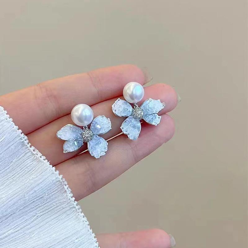 Blue Crystal Flower Pearl Earrings for Women's Light Luxury High-end Earrings