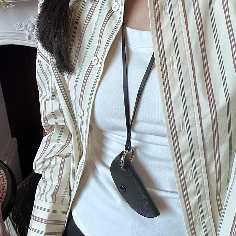 Подвесной шейный ключ-полумесяц, подвеска на цепочку для свитера для женщин и девочек, простое длинное кожаное ожерелье с защитой от потери, подарки