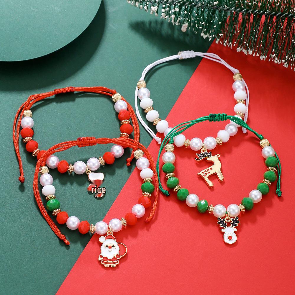 Набор рождественских браслетов-шармов: Санта, Олень и Колокольчик Дизайн из Бисера и Жемчуга из Полимерной Глины
