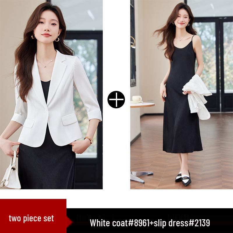 Женский зеленый летний блейзер с рукавом средней длины - 2024 Маленький повседневный жакет