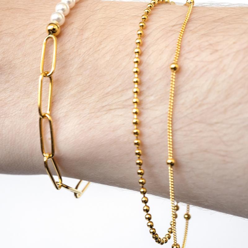L’OMBRILLANT A Poir Layered Chain Bracelet