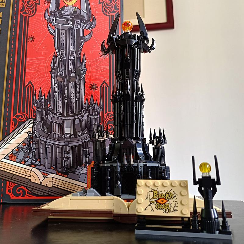 969PCS Magic Gastle On Book Lord Rings Sauron Eye Building Blocks with Led Light Assemble Brick Collection Toy Boy Kids Gifts