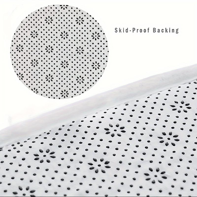 [Graduation Gift] 1pc Soccer Ball Design Round Soft Flannel Floor Mat - Vivid Multicolor Machine Washable  Polyester Indoor