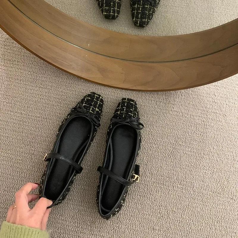 Элегантные туфли-лоферы 2024 Весна Женские однотонные туфли с пряжкой на мягкой подошве Женская мода Круглый носок Бабушкины туфли на плоской подошве Мокасины с бантом