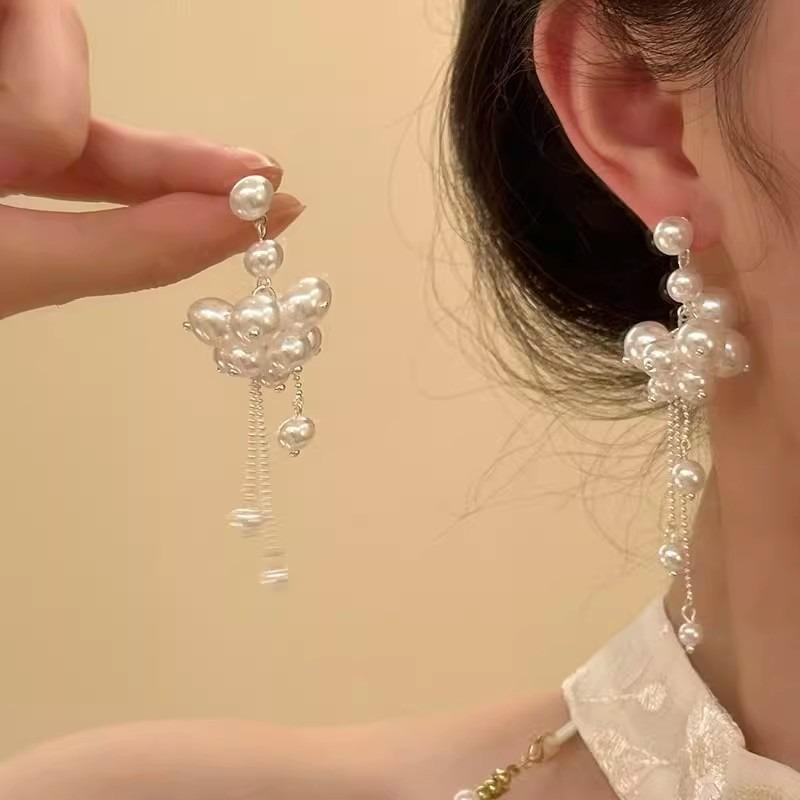 Серьги-пусеты из серебра 925 пробы с цирконом и жемчугом, женские, легкая роскошь, нишевые, высококлассные, в виде бабочек, универсальные, темпераментные