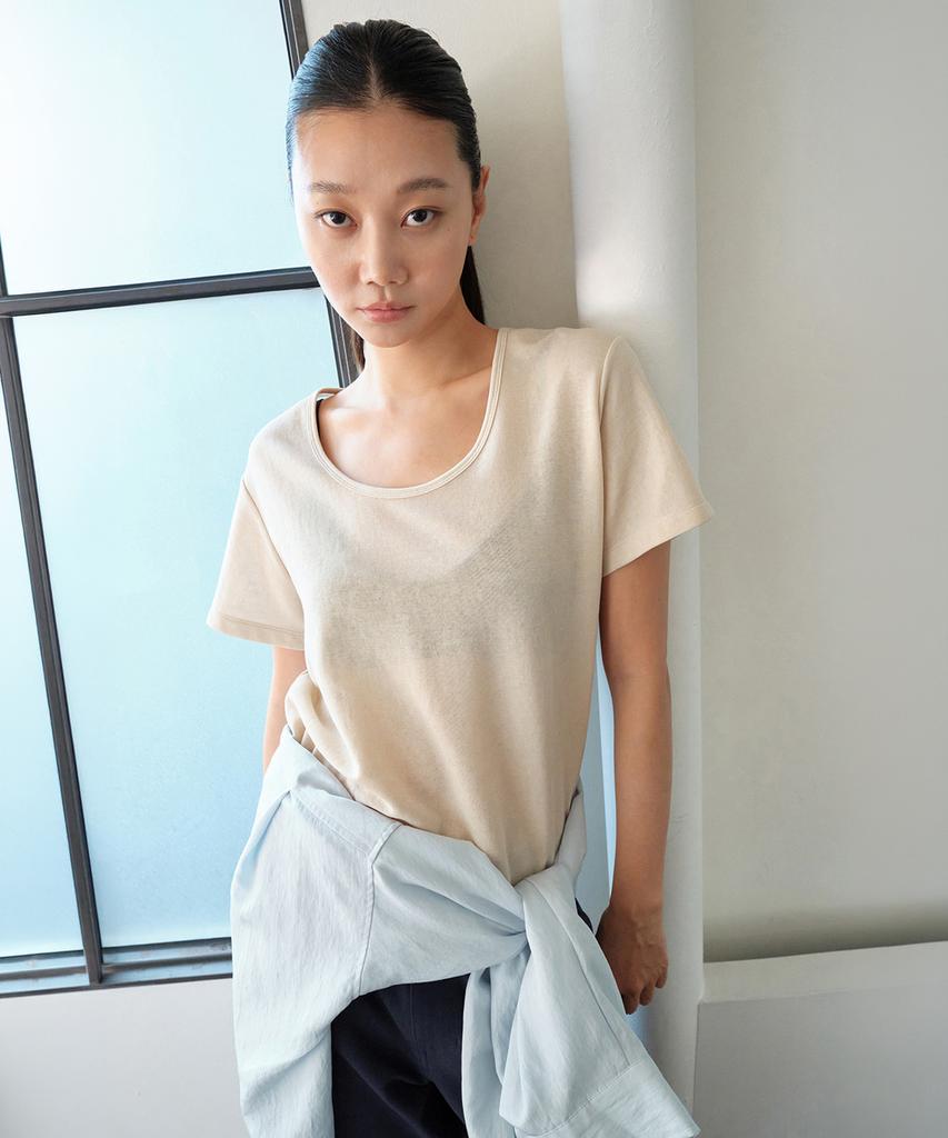 ONE The Skin U-Neck Tee_Beige