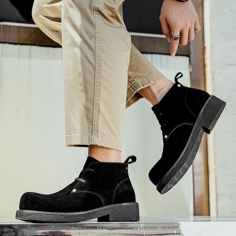 Модная повседневная мужская обувь на толстой подошве Модные и трендовые стили дизайна Уличная обувь для молодежи Высокое качество Горячая новинка Черная обувь