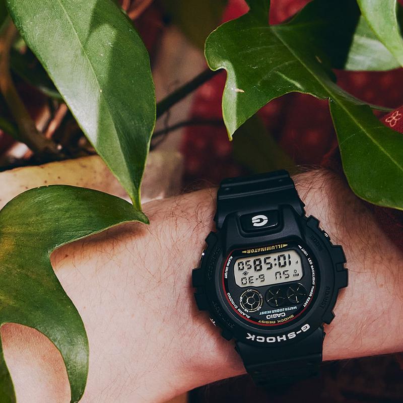 Casio Digital Series Three-Eye Waterproof 200 M Quartz Movement Resin Strap Watch Unisex Watches Gray DW-6900RL-1PR