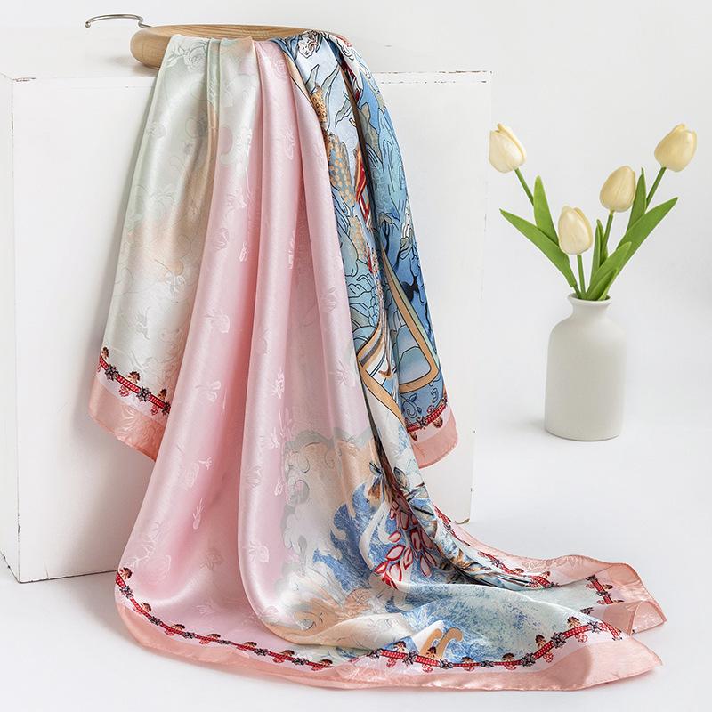 2024 Весна и осень Тонкий французский бежевый шарф в горошек Женский квадратный шарф Шаль Внешнее украшение Универсальный шарф