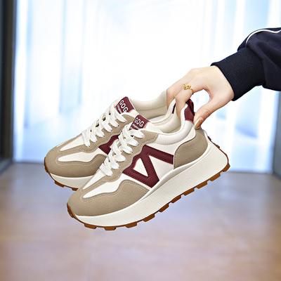 Спортивная обувь Forrest Gump женская обувь ретро американская 2025 новая универсальная высокоценная легкая повседневная платформа обувь для папы