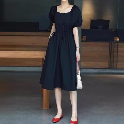 Платье большого размера в стиле Хепберн, приталенное, с кулиской на талии - Дизайн, визуально омолаживающий