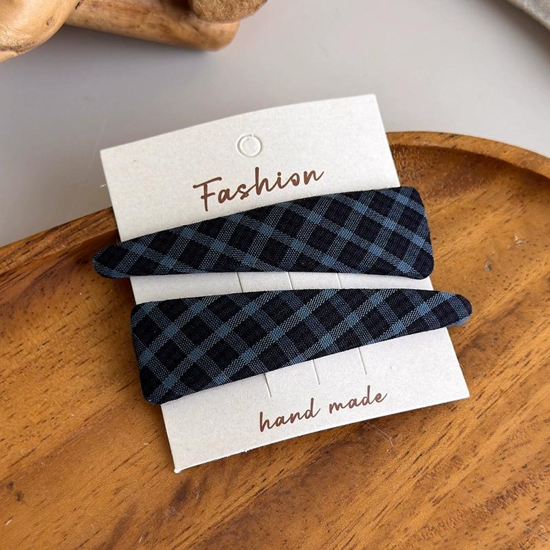 2025 New French Retro Plaid Fabric Hair Clips Large Edge Fashionable Side Bangs Women's Hairpins Stylish Hair Accessories