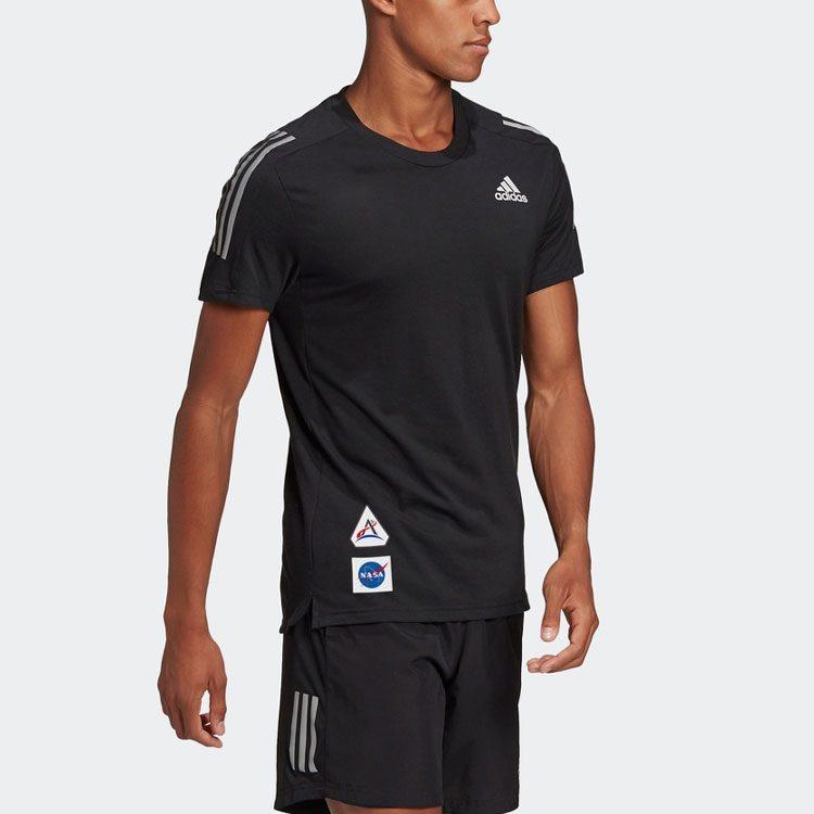 adidas Футболки Мужские Черные С Круглым Вырезом Умеренный Прямой Крой GP5803