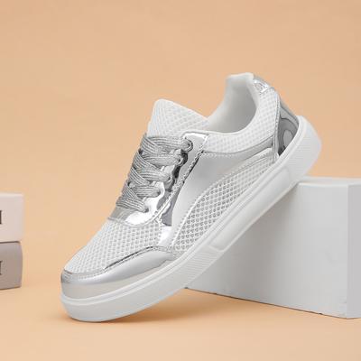 Модная серебристая спортивная обувь женская летняя сетчатая обувь для бега на шнуровке для фитнеса и джоггинга модная обувь 2025 новая модель для девочек дизайнерская
