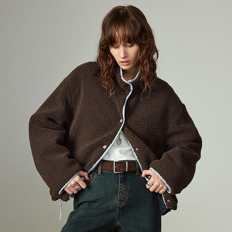 Женская двусторонняя стеганая куртка с ромбовидной простежкой