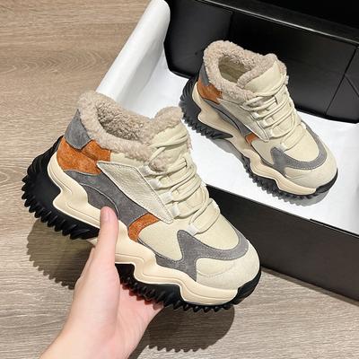 Матовые кожаные зимние сапоги-дутики, новинка, бархатные, с большим количеством хлопка, женские туфли, повседневные короткие сапоги, толстая подошва, увеличивающие рост, спортивные туфли-папы