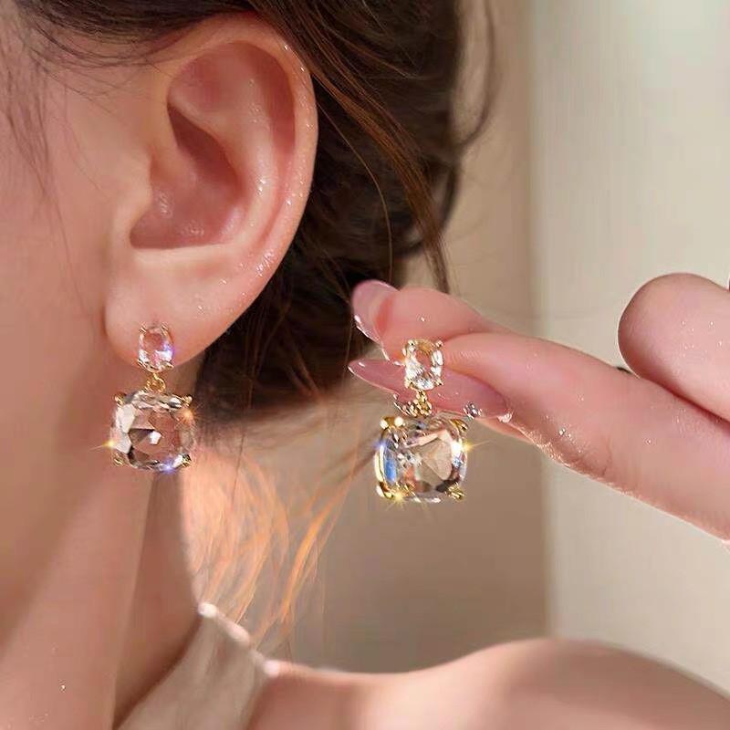Серьги-кольца большого размера из серебряной иглы S925 - Японский и корейский стиль, Модные и универсальные, Вдохновленные знаменитостями.