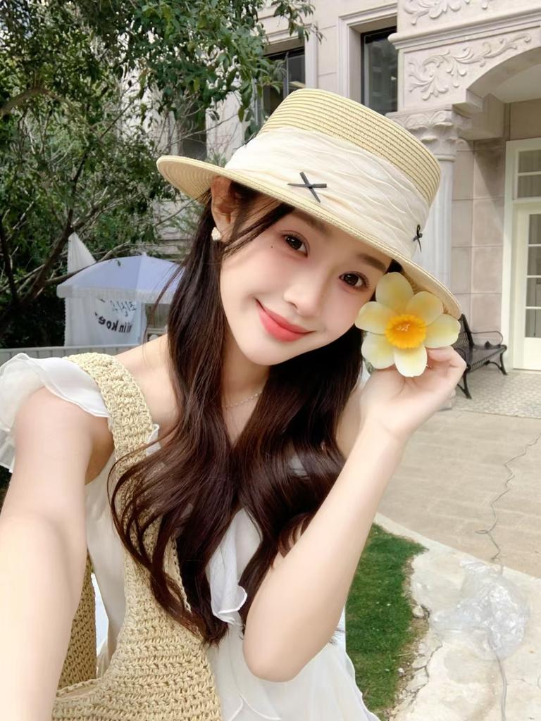 Летняя маленькая свежая шляпа из соломы с плоским верхом и бантом, женская дорожная шляпа от солнца, универсальная шляпа-цилиндр, шляпа для морского отдыха