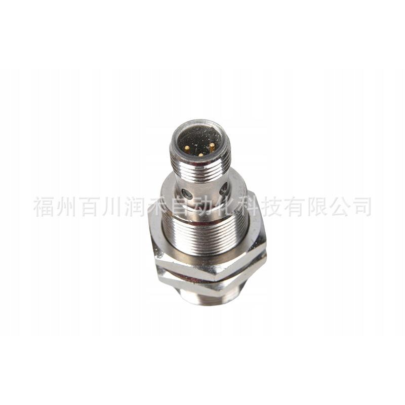Оригинальный новый индуктивный датчик P+F NBB5-18GM50-E0 и NBB15-U1-E2 в наличии.