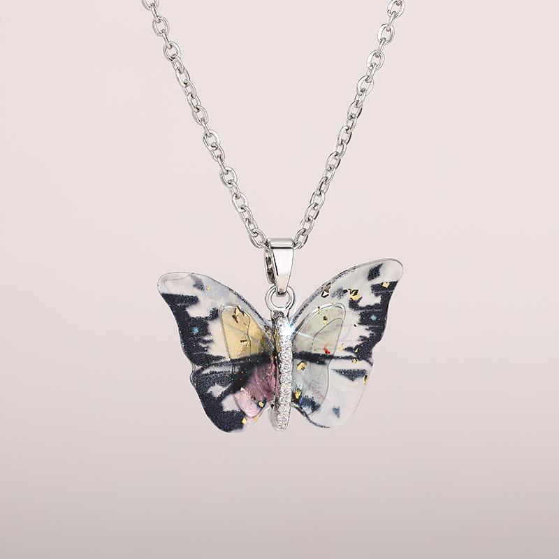Butterfly Pendant Necklace for Women Fashion Party Daily Cute Animal Accessories Inlaid Bright CZ Versatile Lady Jewelry