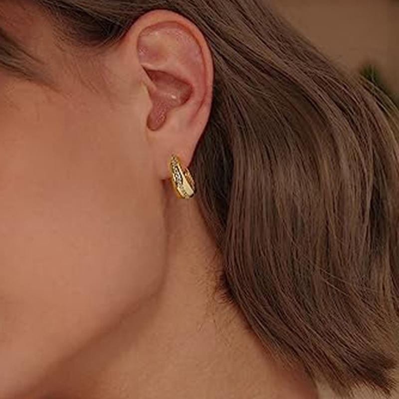 Huitan Trendy Women's Hoop Earrings with One Line Circonie Simple Style Female Daily Wear Earrings Statement Jewelry Hot