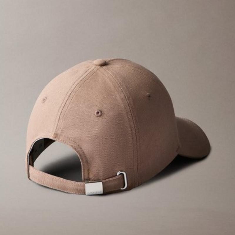 Calvin Klein Jeans Unisex Deboss Small Monogram Canvas Cap
