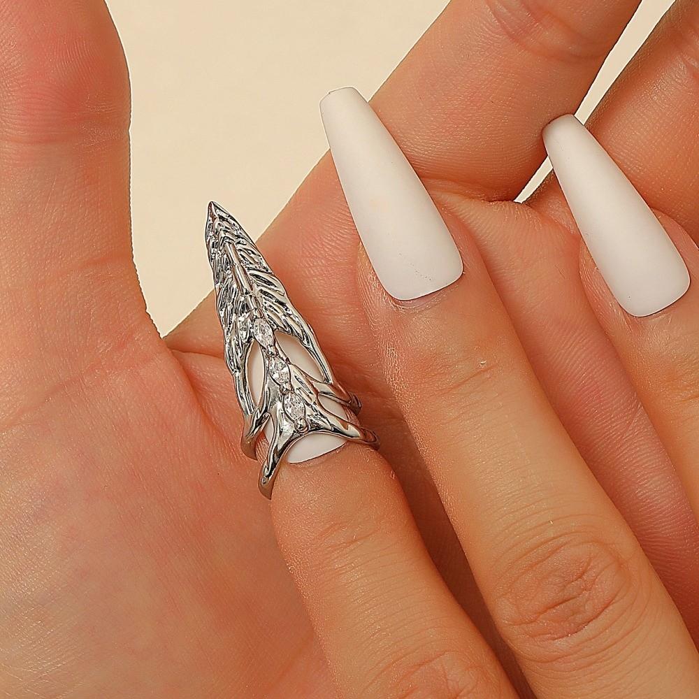 Elegant Gothic Ring Metal Punk Metal Jewelry Daily Nail Ring Concert