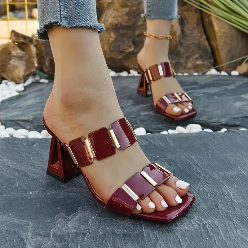 Модные женские босоножки на блочном каблуке, модные квадратные с открытым носком на одном ремешке, нескользящие, износостойкие, темпераментные туфли на высоком каблуке, шлепанцы, сандалии