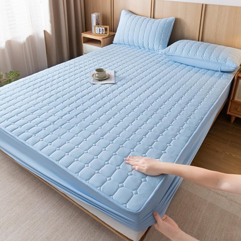 «Приятная для кожи однотонная стеганая простыня из хлопка с начесом и защитой Simmons»