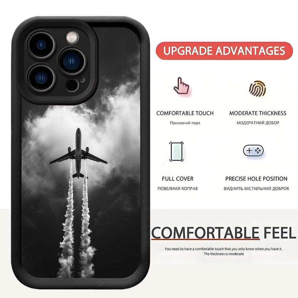 Черный кейс с желобками для iPhone 14/15/16/17 Pro Max