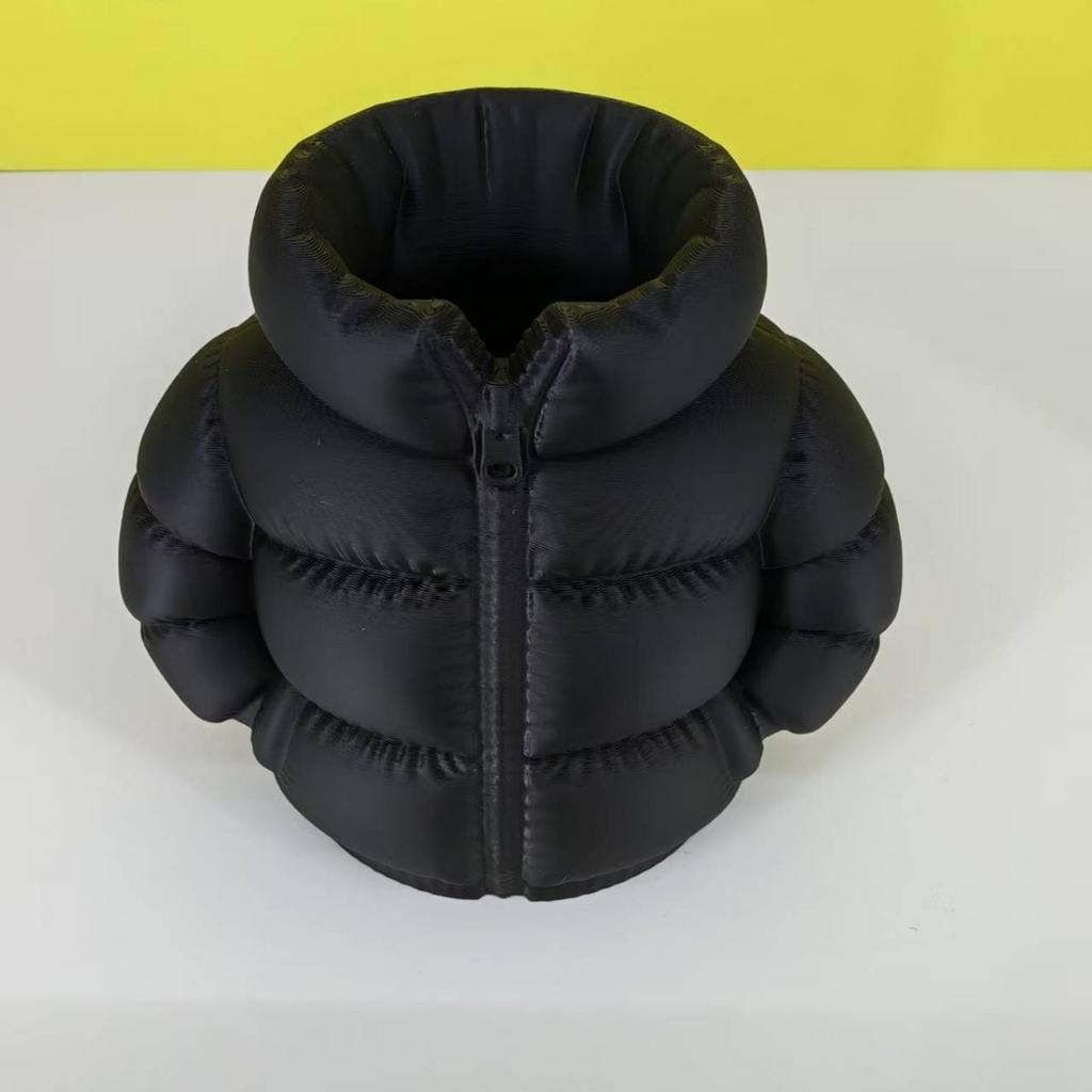 1pc Cute Down Jacket-Shaped Pen Holder, Creative 3D Printed Novelty Coaster Set for Classroom Students, Desktop Stationery