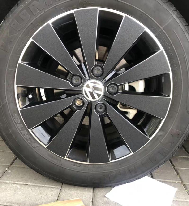 Volkswagen Sagitar Wheel Hub Stickers: Electroplating Color Change, Warning, Scratch Protection