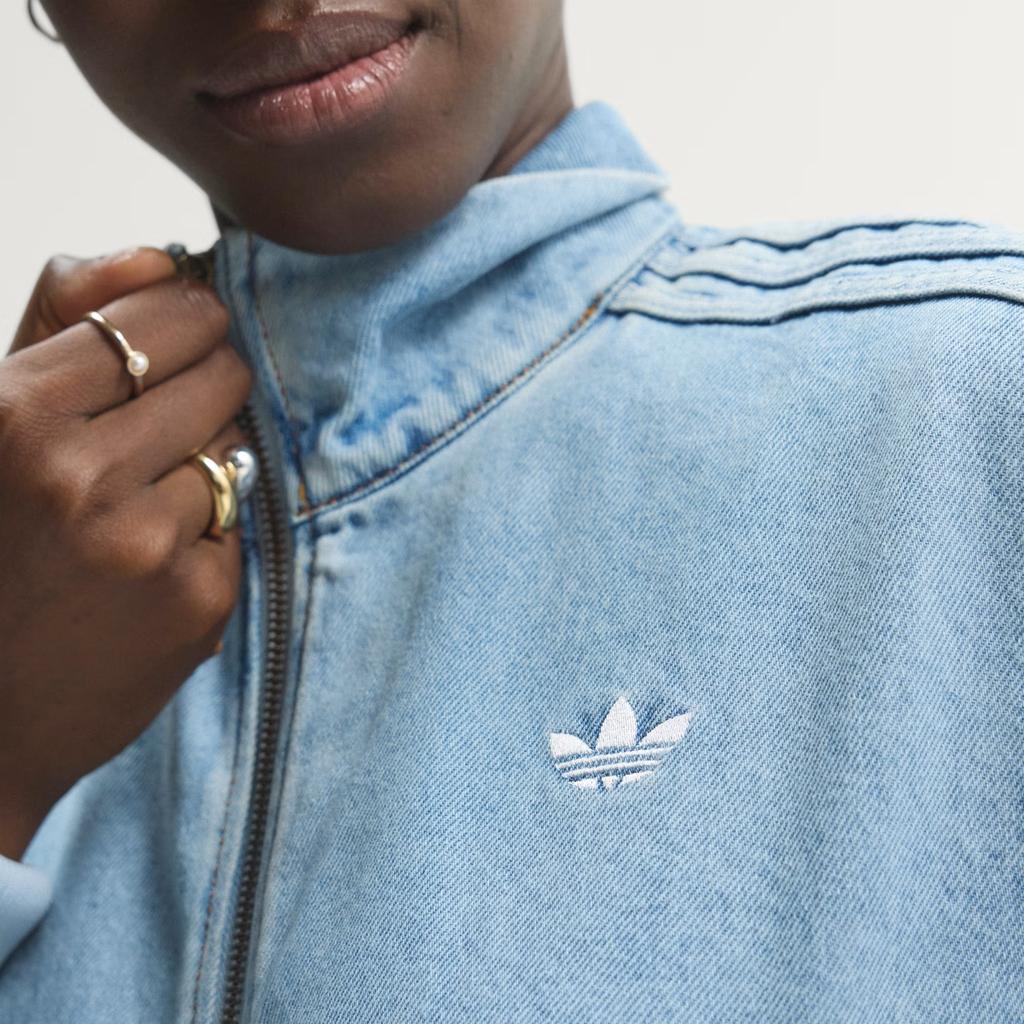 adidas Оригиналы Firebird Джинсовая спортивная куртка в полоску с высоким воротником на молнии с длинным рукавом Женские куртки KQ6492