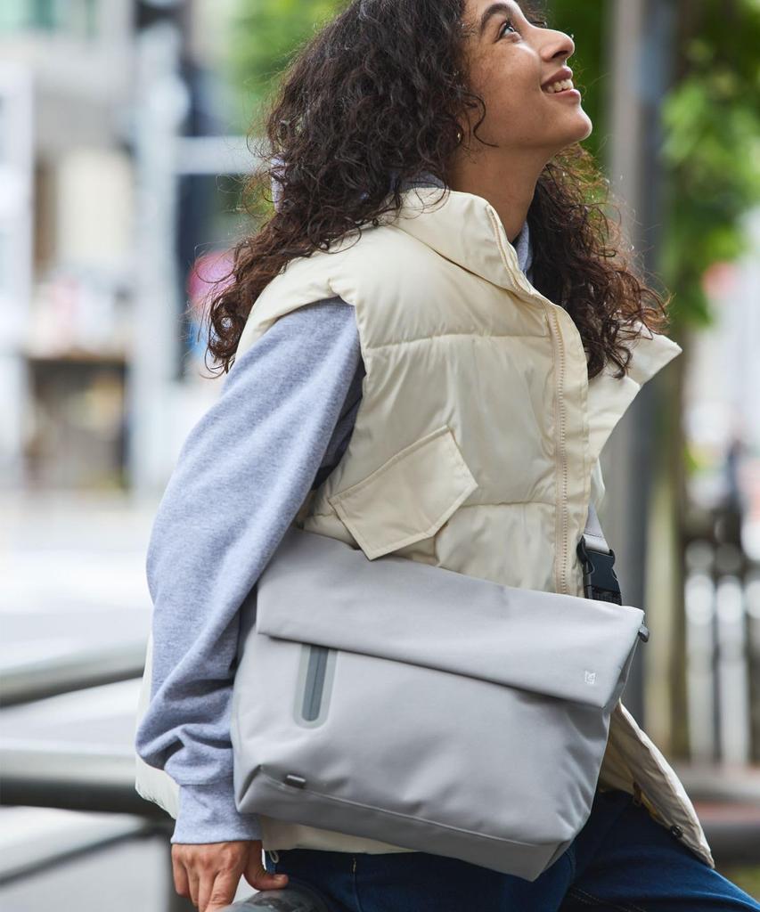 MILEST LIKID Сумка через плечо, Большая, для мужчин и женщин, Crossbody, Водоотталкивающая, Отделение для планшета, Вмещает 500 мл бутылки с водой, Простой дизайн для повседневного использования