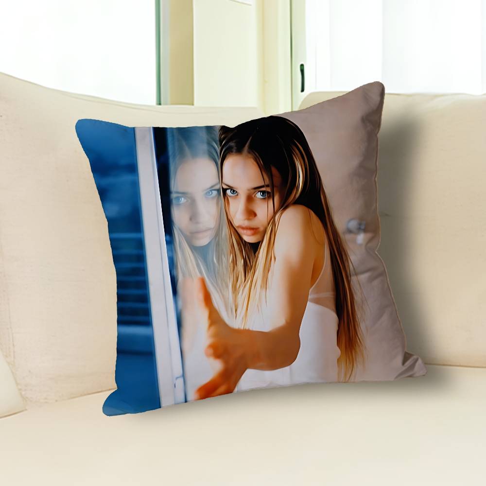Singer F-Fiona A-Apple Anime Celebrity Merchandise All-Match Printed Pillow Case Sofa Car Office Room Decoration Protector