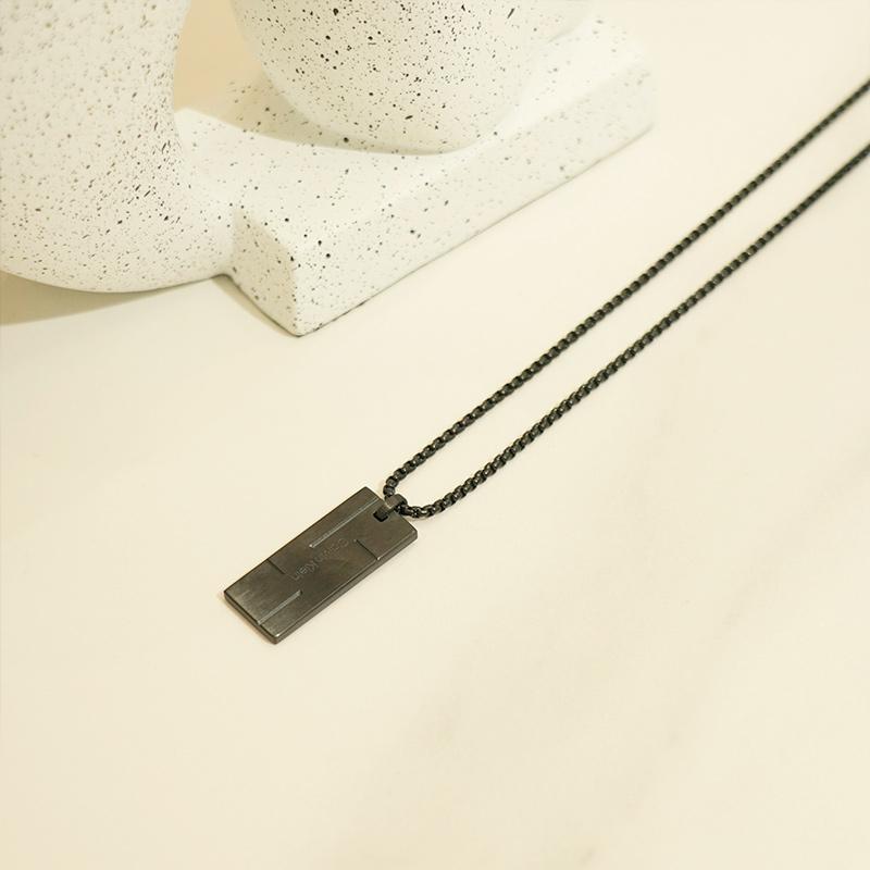 Calvin Klein Letter engraved retro hip-hop stainless steel necklace, same style for men and women, couple model 35000059-black one size fits all
