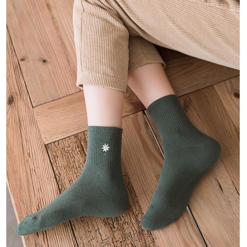 5 пар осенне-зимних женских вышитых носков средней длины из хлопка, однотонные модные удобные женские носки