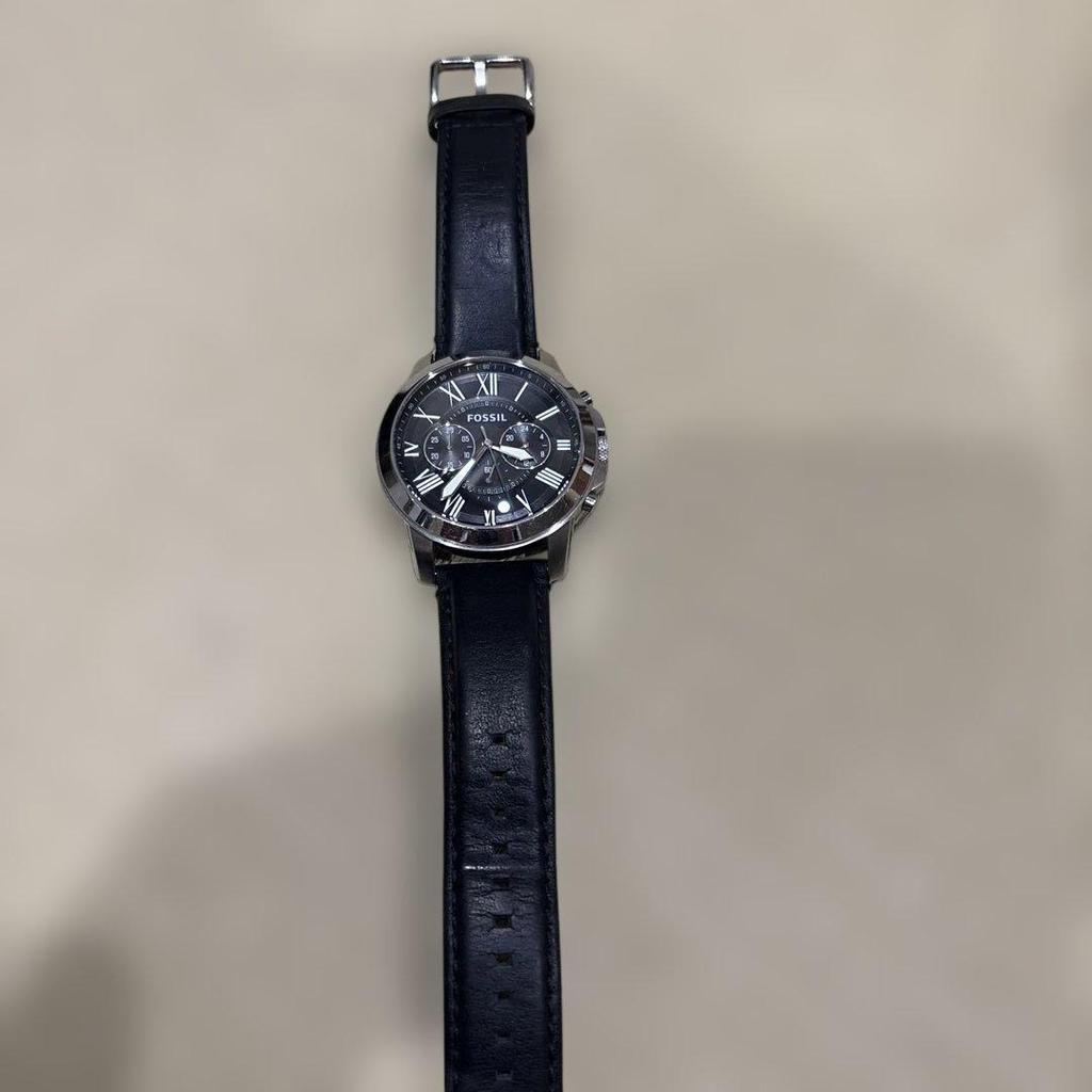 Подержанные черные часы FOSSIL с хронографом