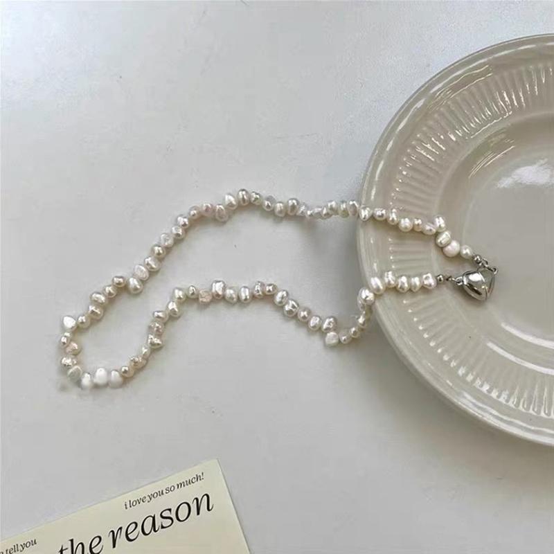 Ожерелье-чокер с жемчужной цепочкой для женщин и девочек, тренд 2022 года, ожерелье с подвеской в форме сердца для свадьбы и помолвки