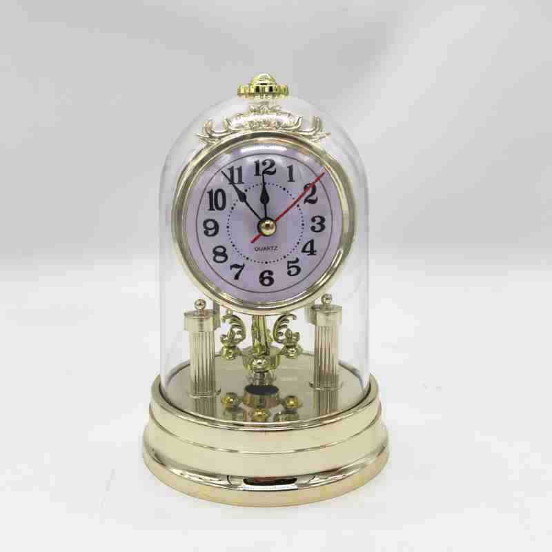 Simple and Classic Central and Eastern European Retro Living Room Clock Antique Silent Table Clock