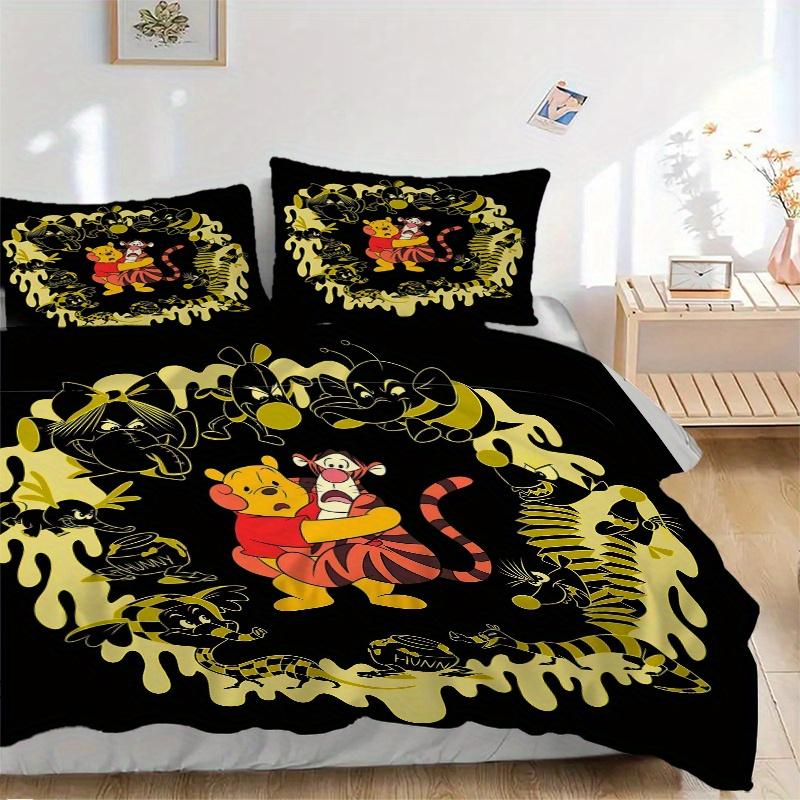3pcs Scared Winnie and Tigger Disney Printed Quilt Set - Includes 1 Quilt Cover and 2 Pillowcases, Machine Washable - Suitable for All Seasons.B0